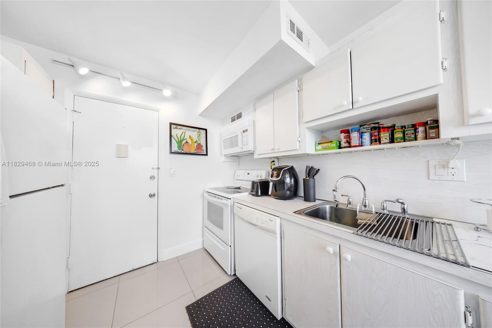 3161 S Ocean Dr # 1510