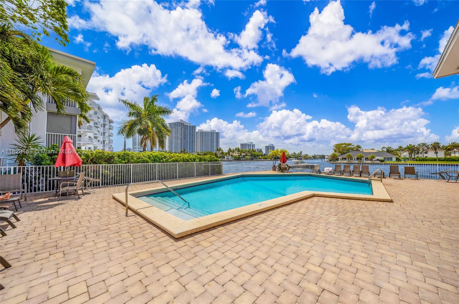 3161 S Ocean Dr # 1510
