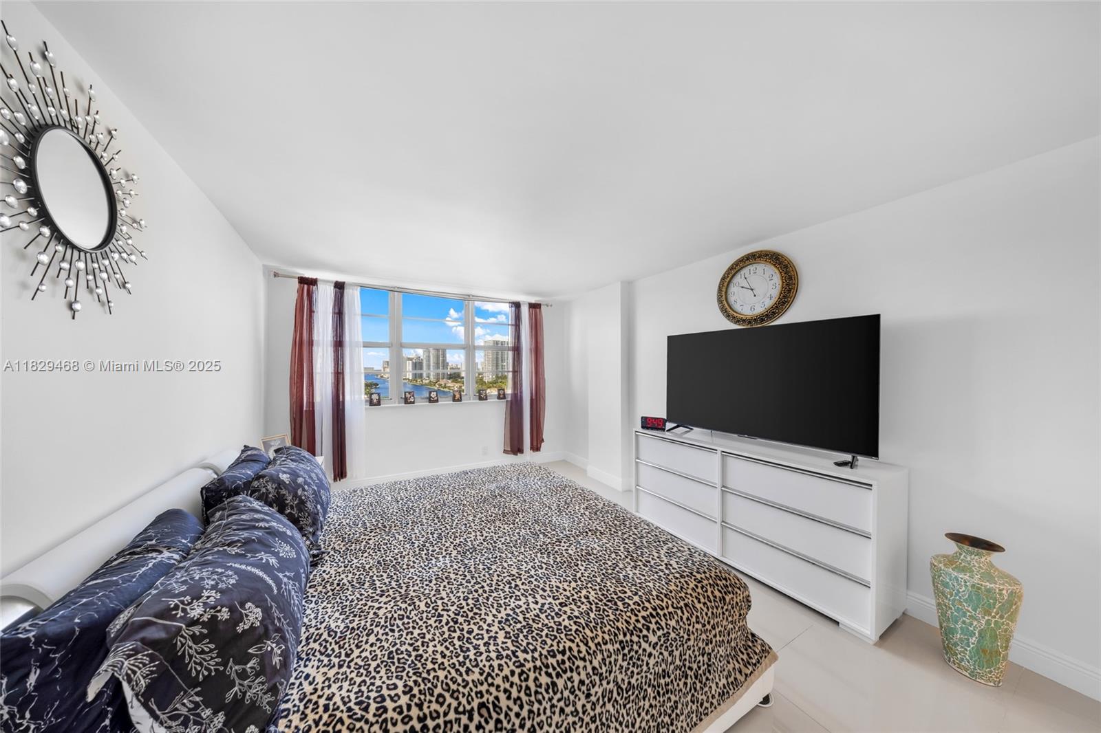 3161 S Ocean Dr # 1510
