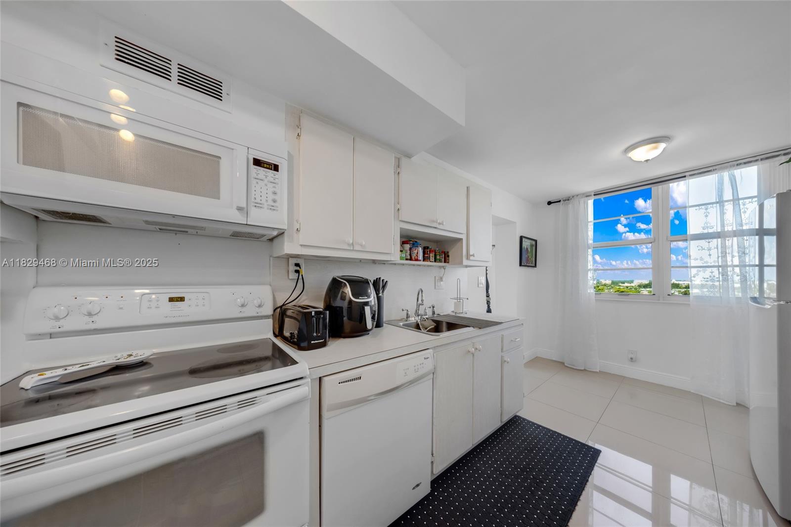 3161 S Ocean Dr # 1510