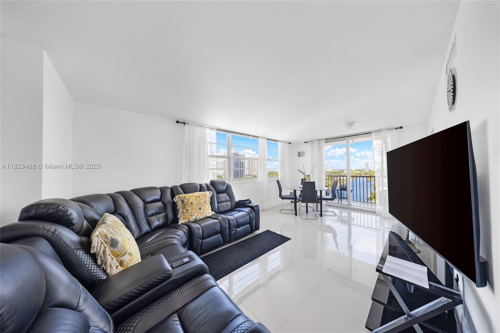 3161 S Ocean Dr # 1510