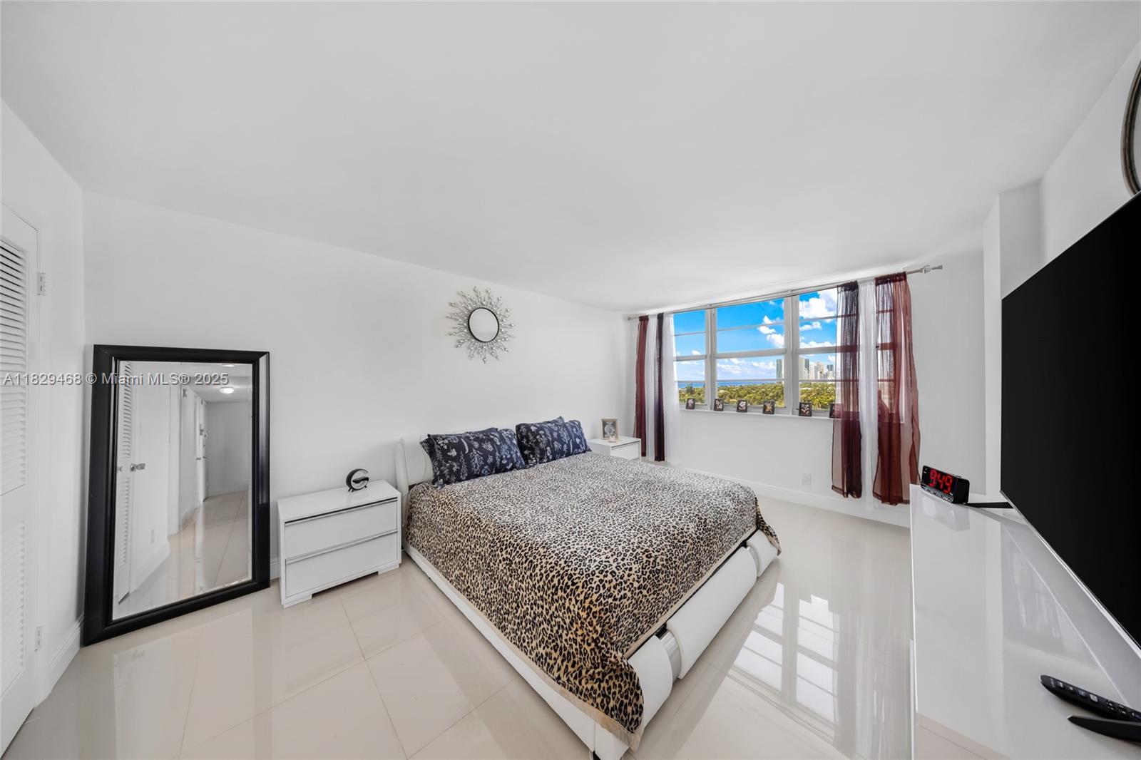 3161 S Ocean Dr # 1510