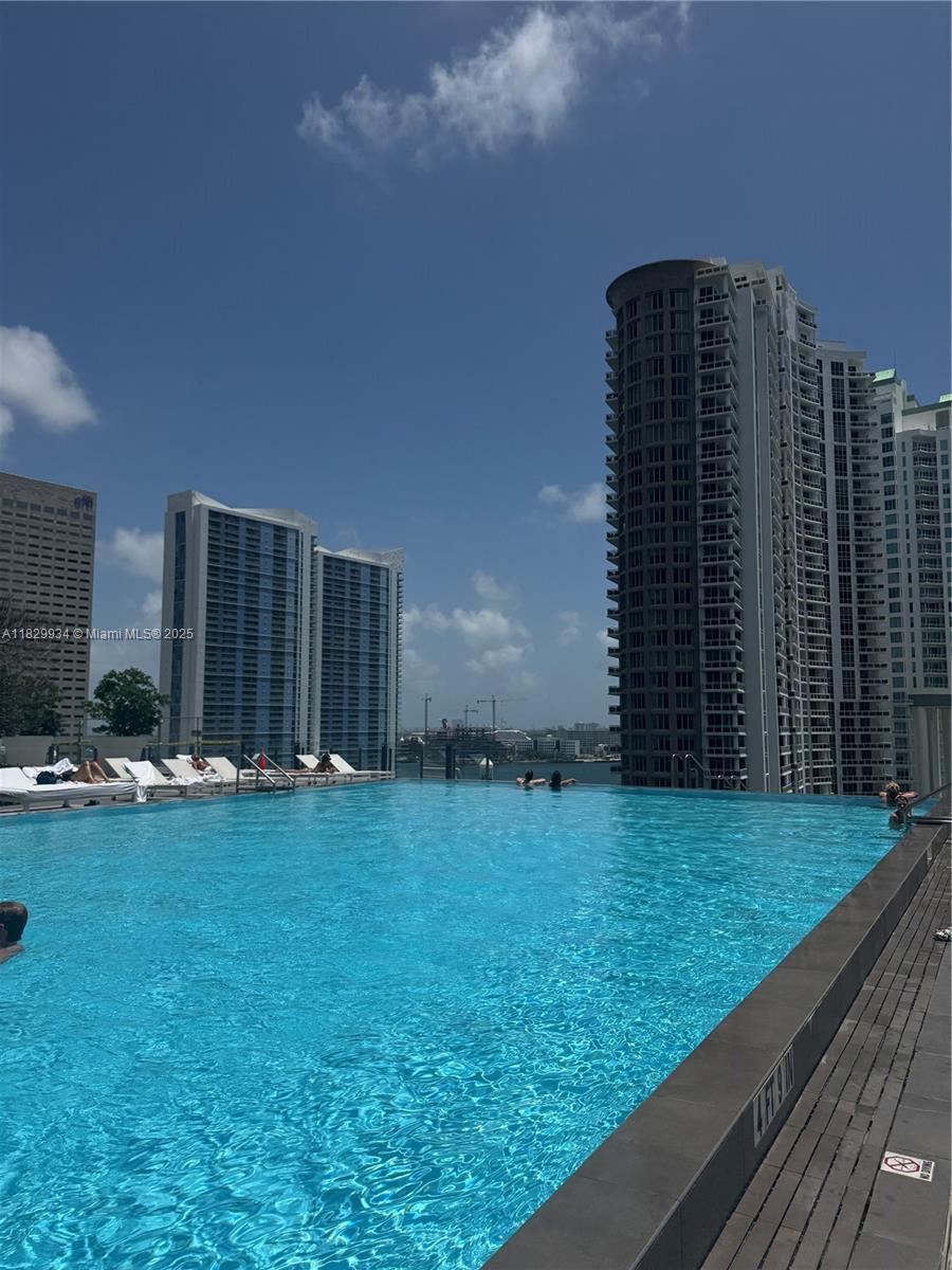 475 Brickell Ave # 4207