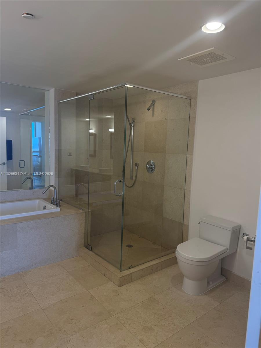 475 Brickell Ave # 4207