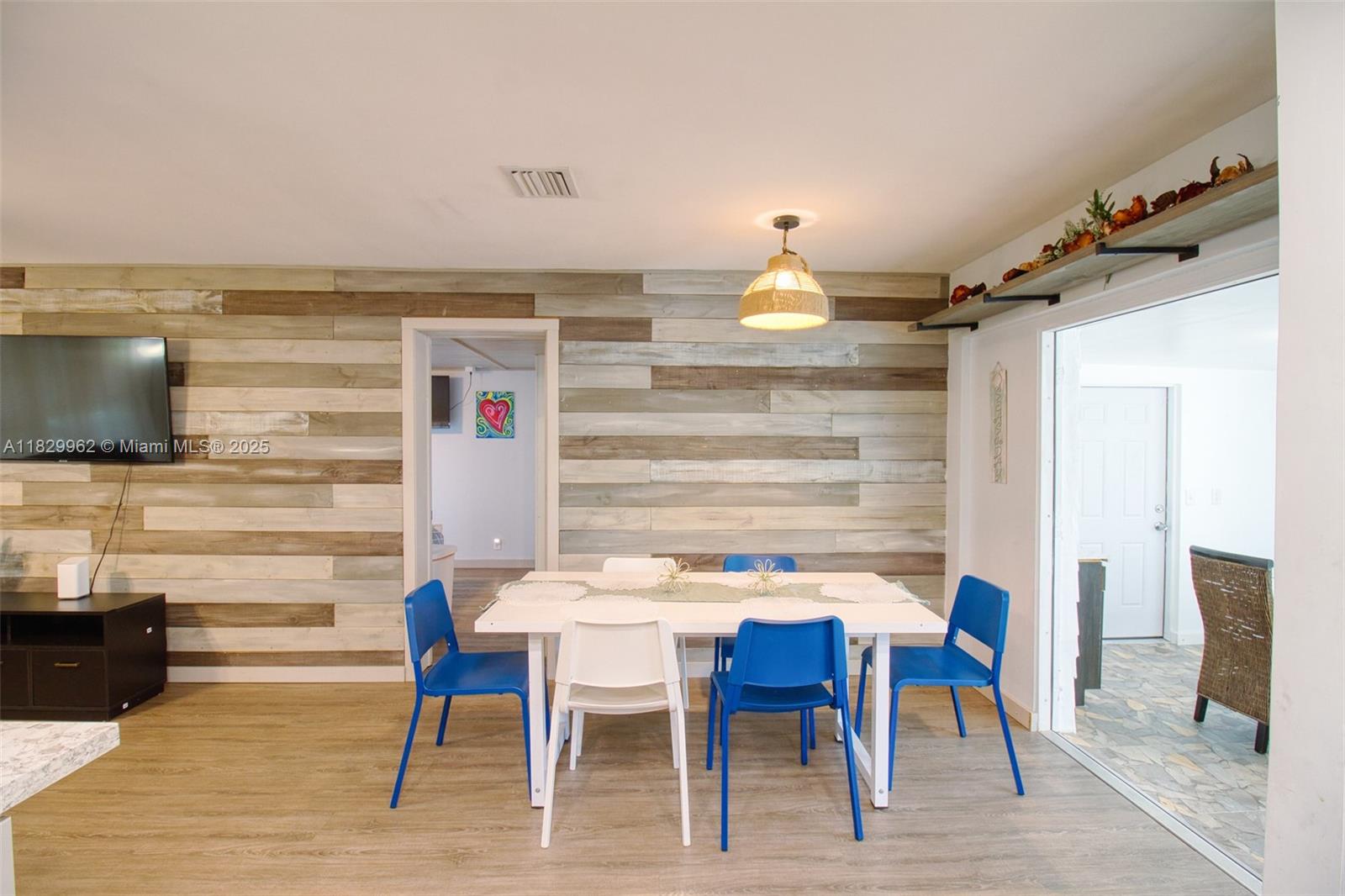 3039 Grant St # 3039