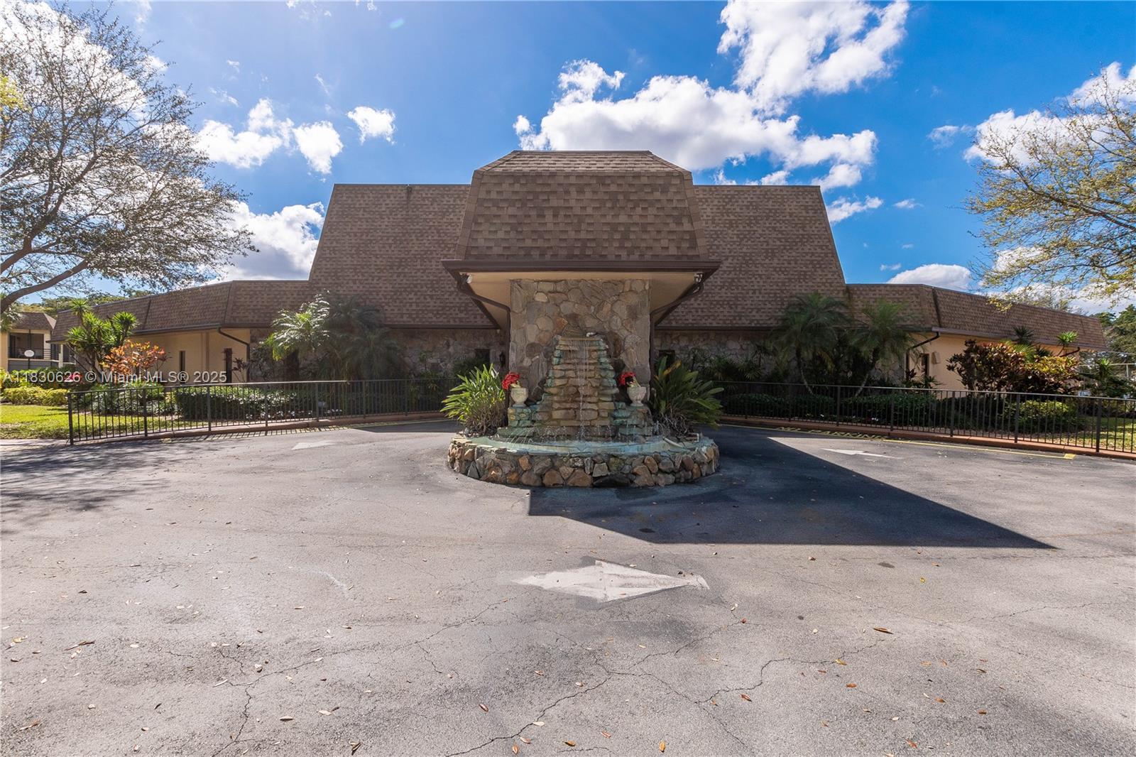 115 Fox Rd # 41 Unit: 2-41