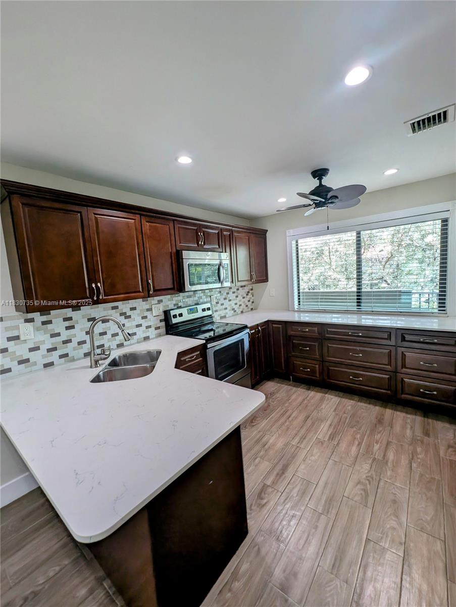 9579 SW 1st Ct # 9579