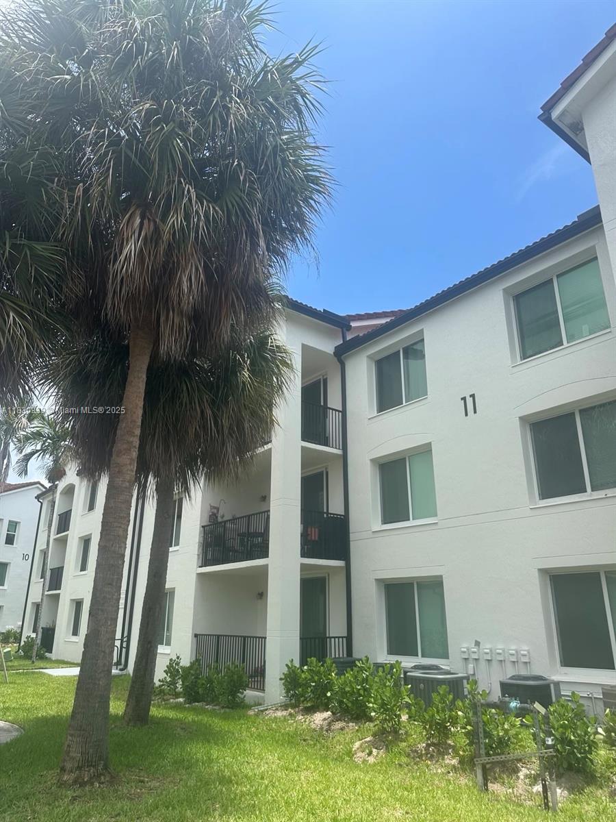 1117 Villa Cir # 1117