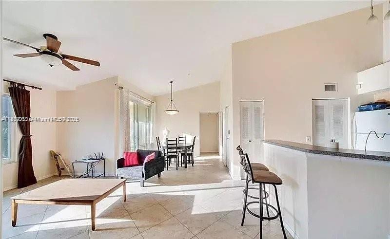 1117 Villa Cir # 1117
