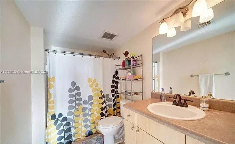 1117 Villa Cir # 1117