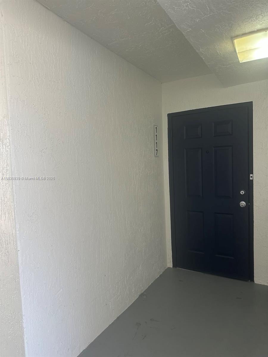 1117 Villa Cir # 1117