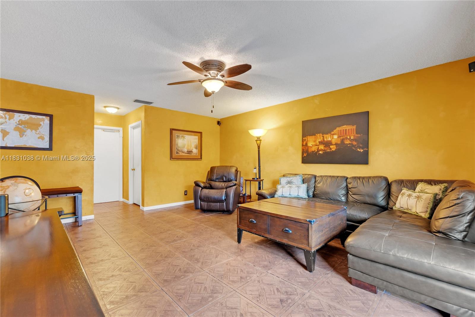 6740 NW 45th St