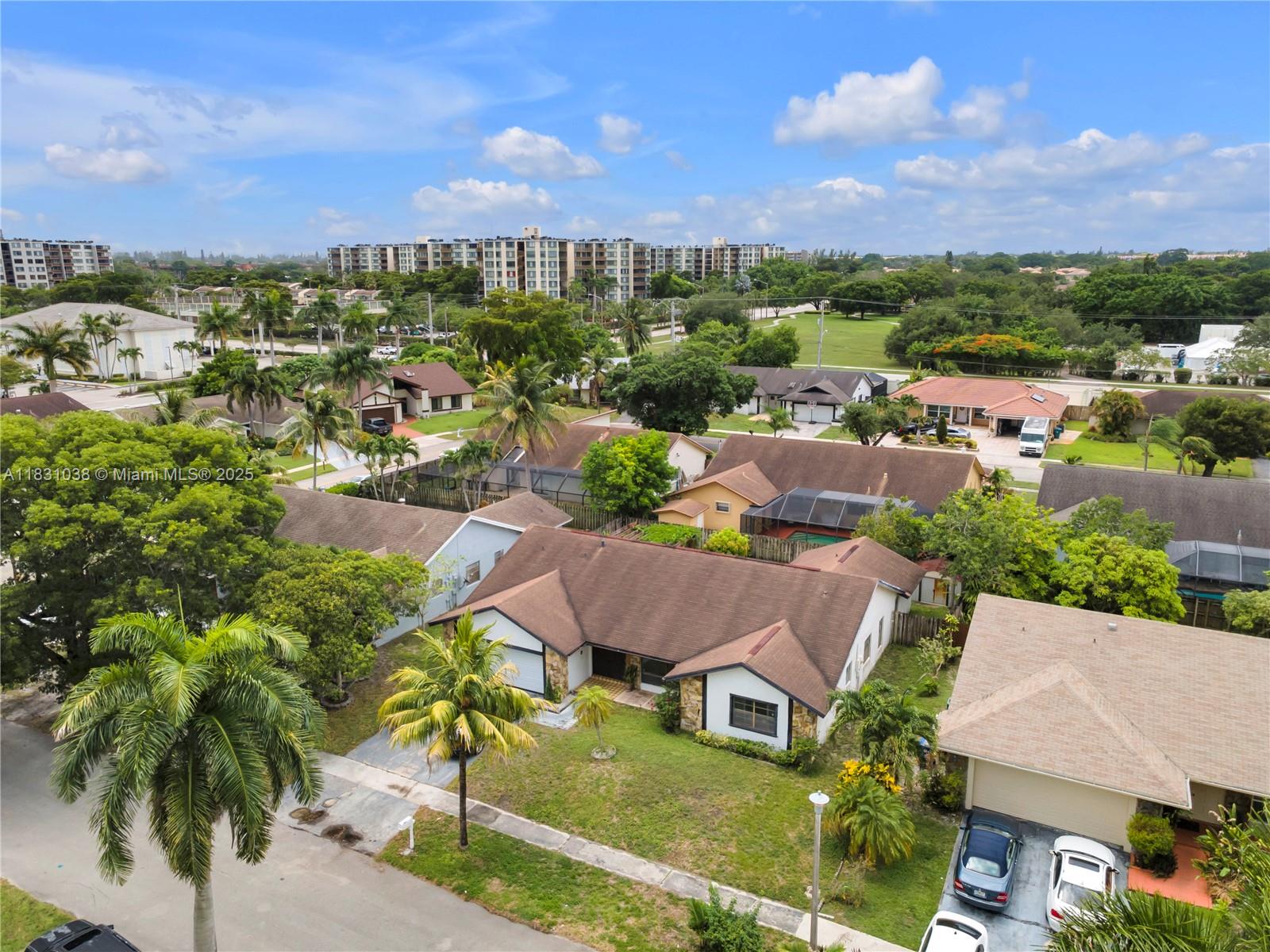 6740 NW 45th St