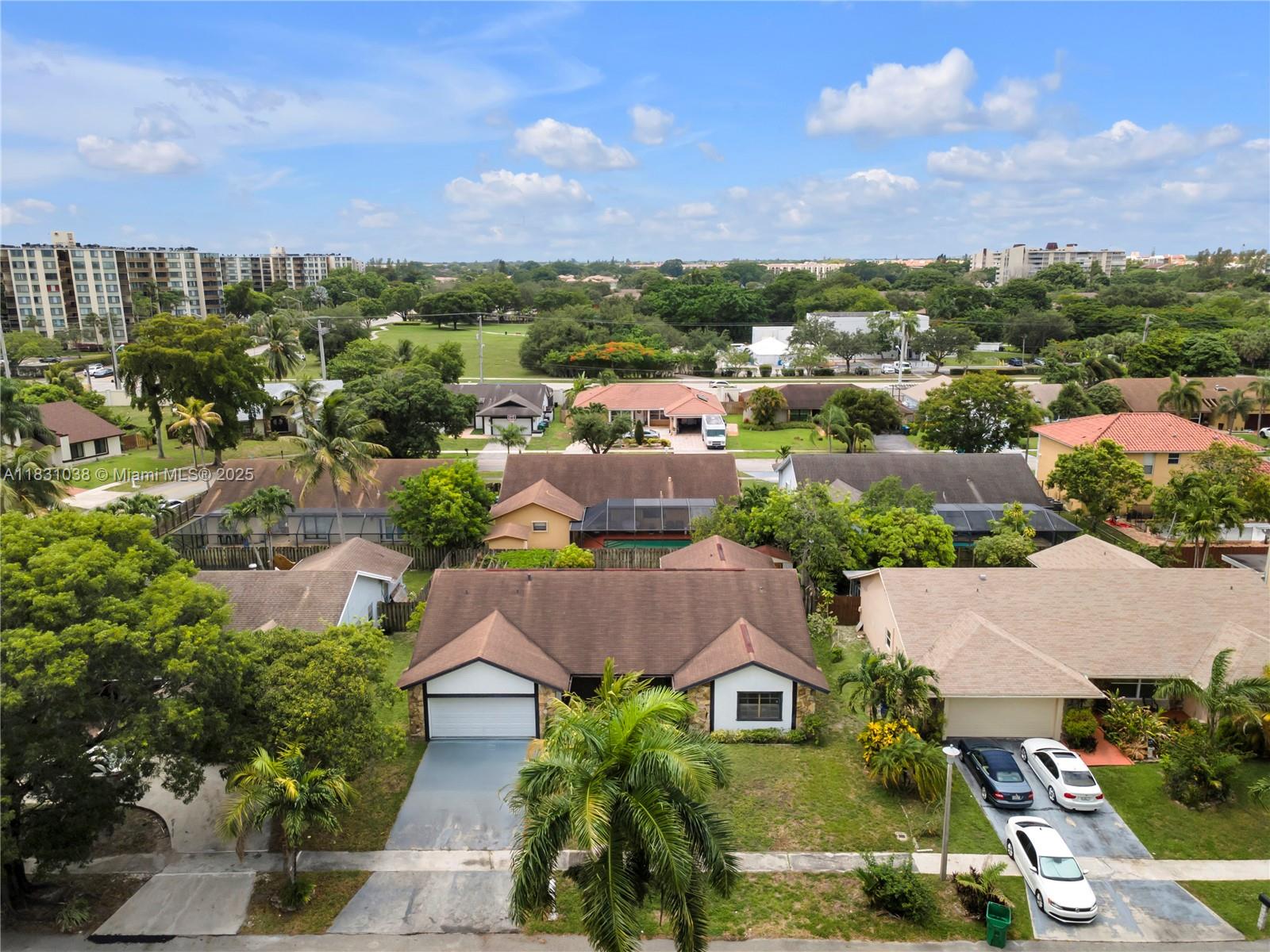 6740 NW 45th St