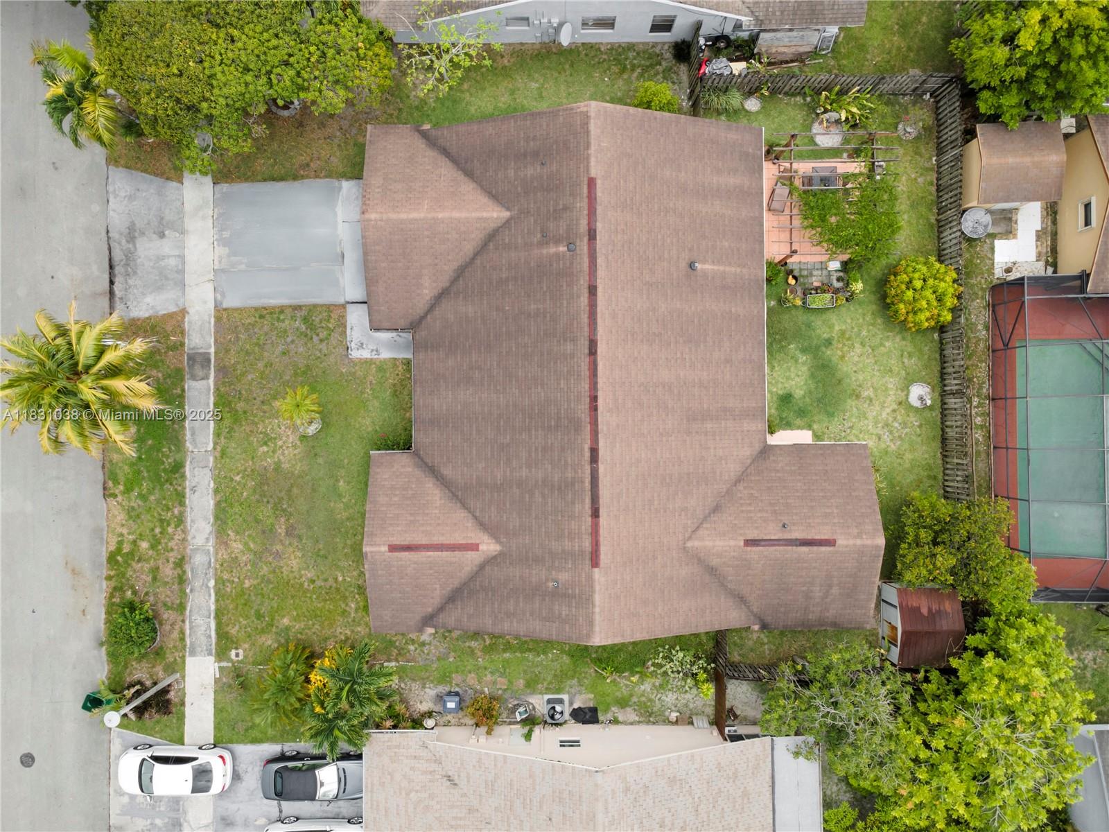 6740 NW 45th St