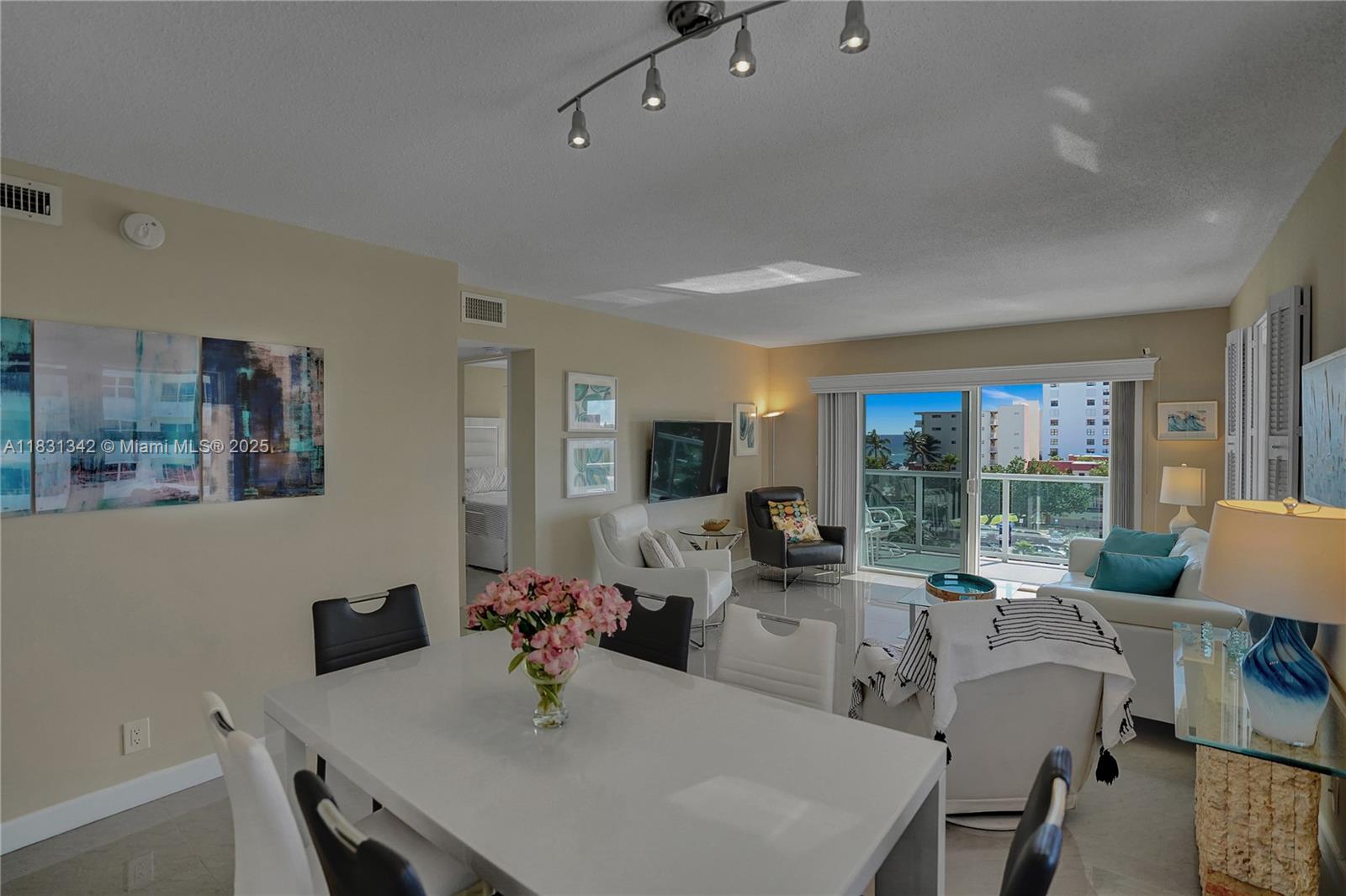 1620 N Ocean Blvd # 510