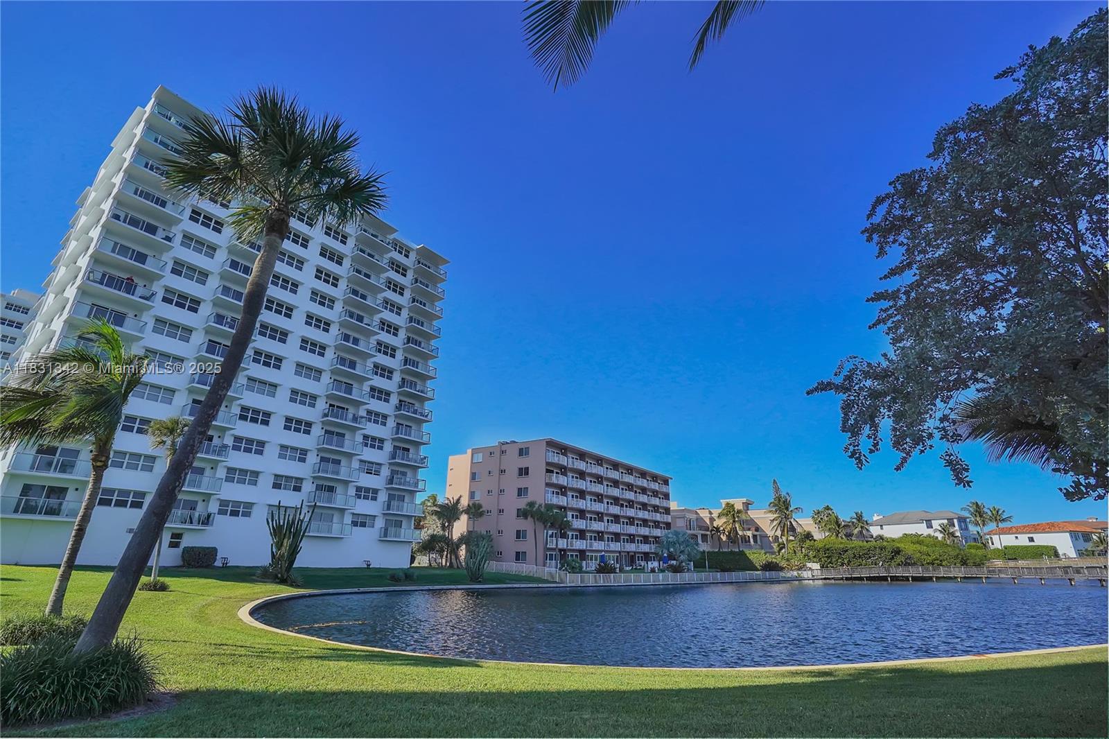 1620 N Ocean Blvd # 510