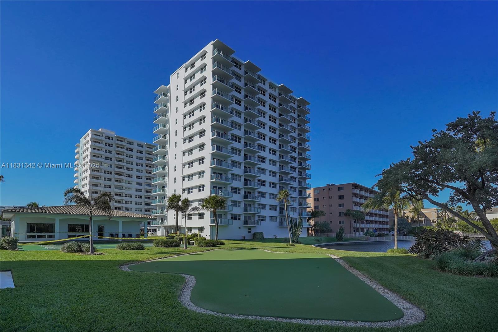 1620 N Ocean Blvd # 510