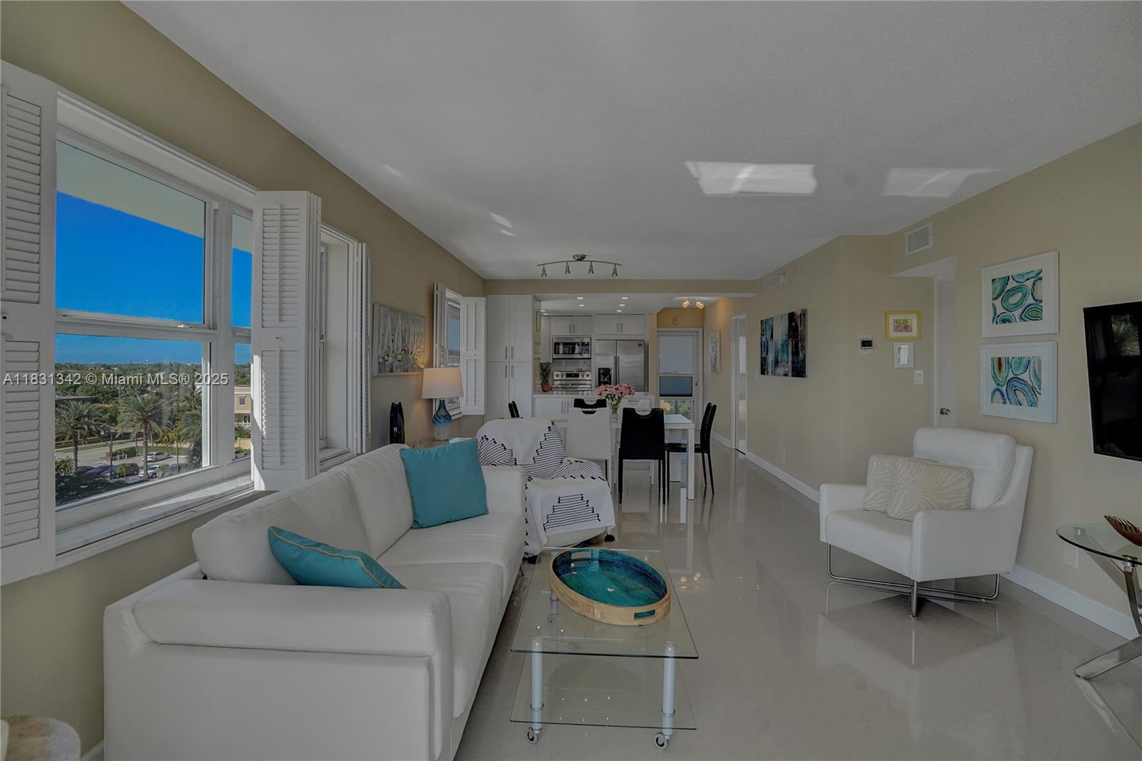 1620 N Ocean Blvd # 510