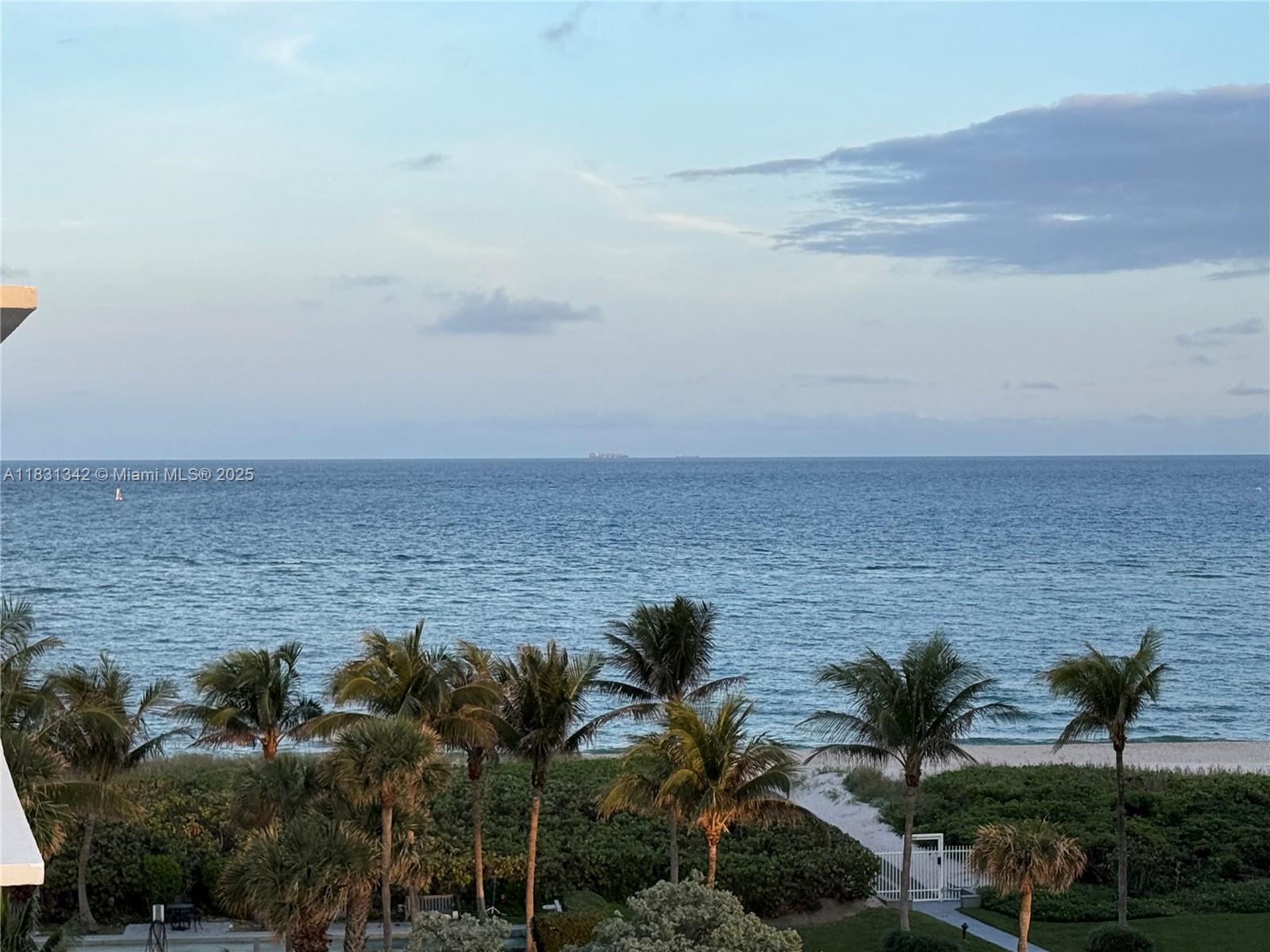 1620 N Ocean Blvd # 510