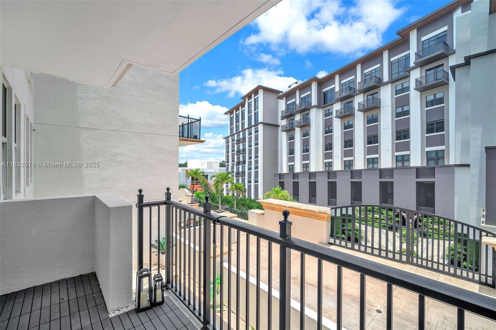 4100 Salzedo St # 519