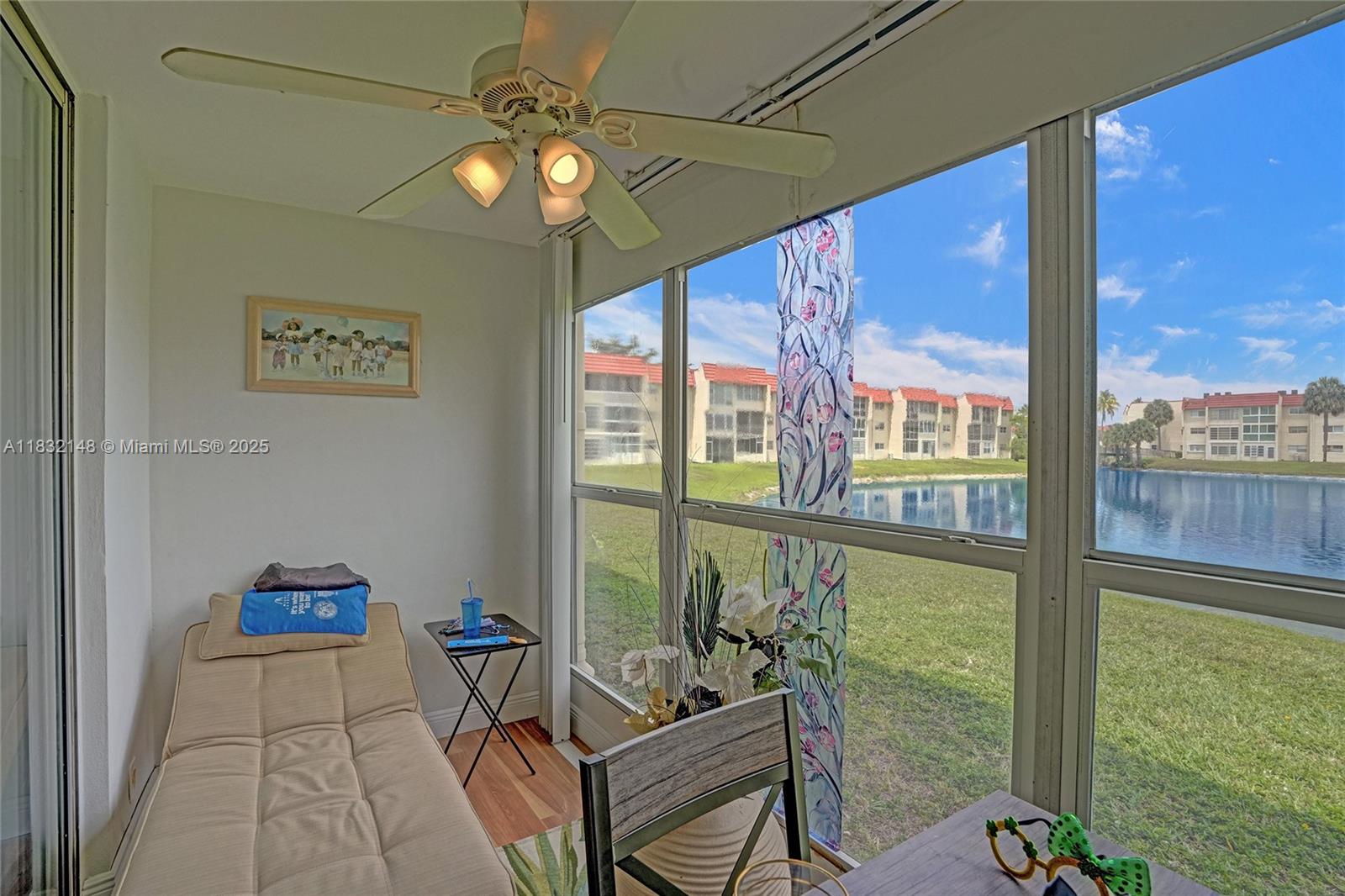 2850 W Sunrise Lakes Dr Unit: 106