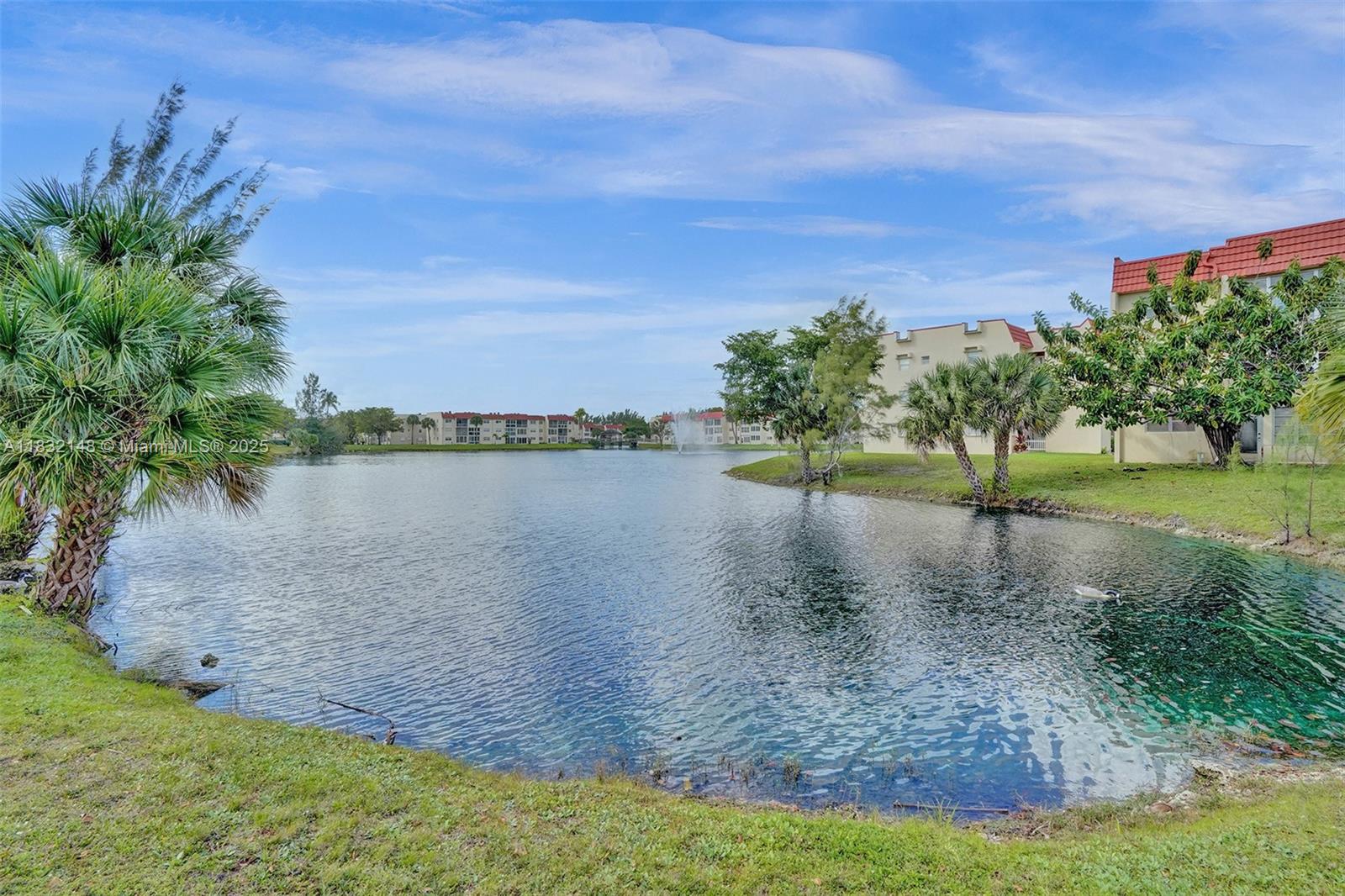 2850 W Sunrise Lakes Dr Unit: 106