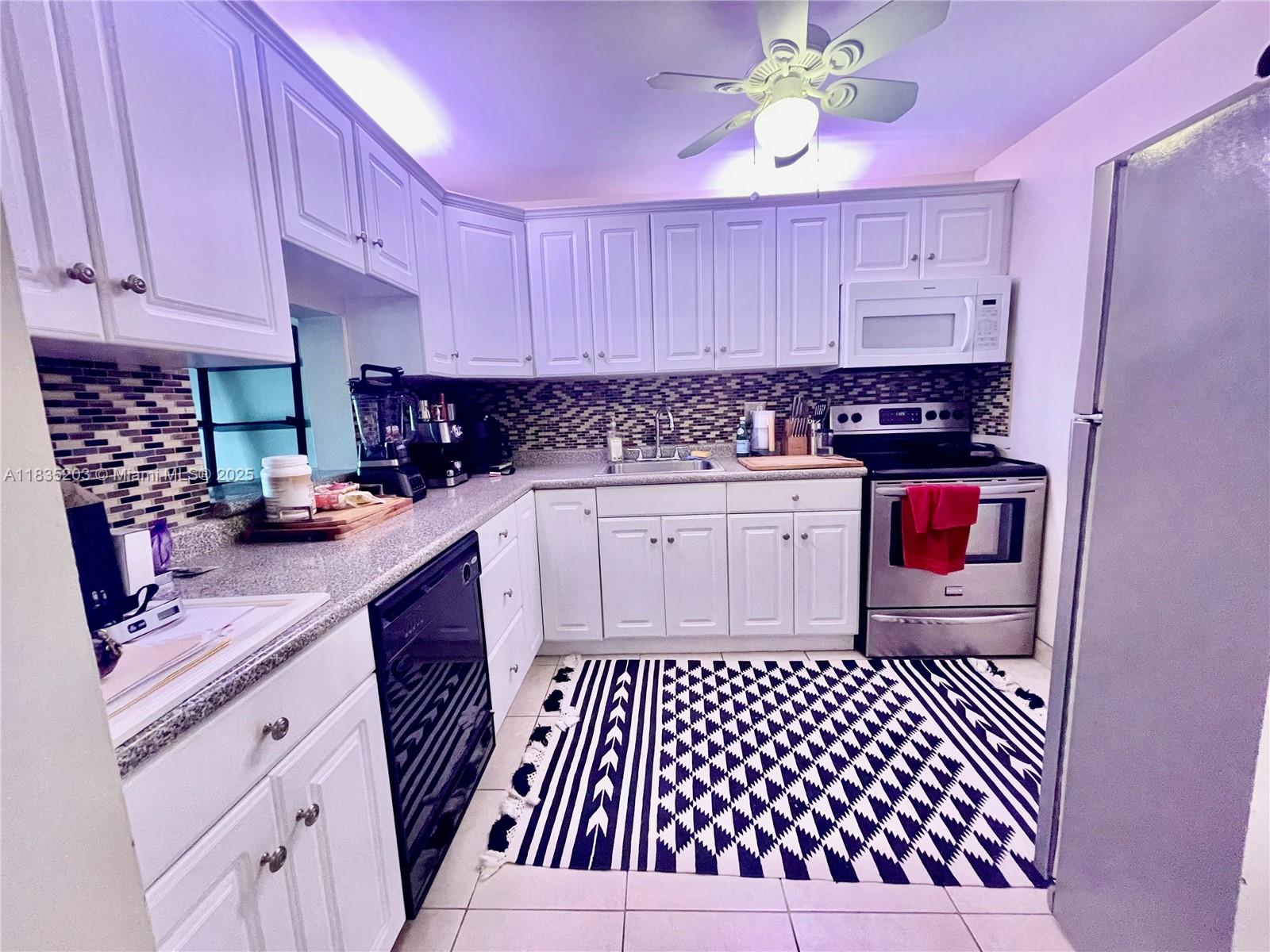 2312 S Cypress Bend Dr # 410