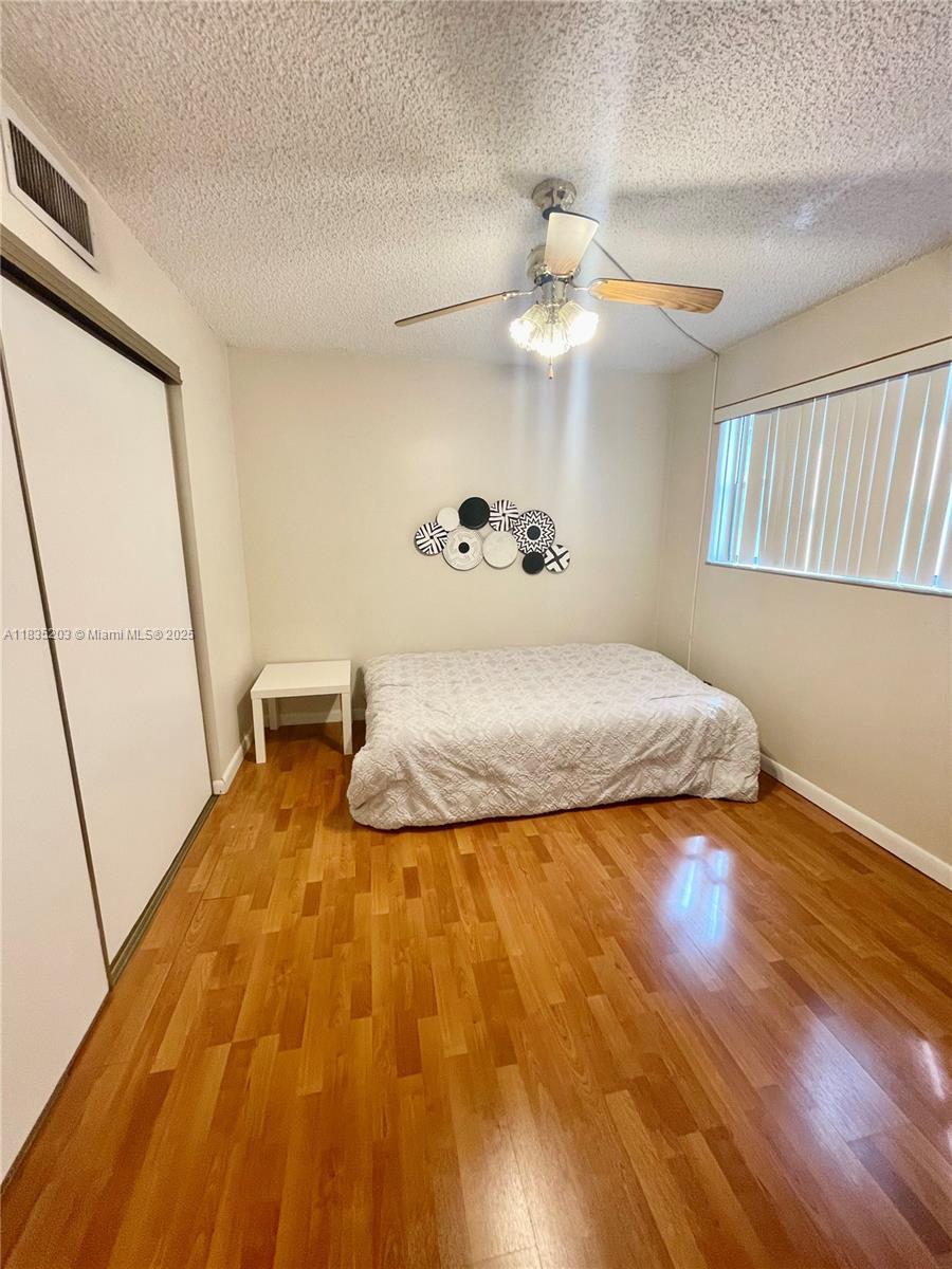 2312 S Cypress Bend Dr # 410