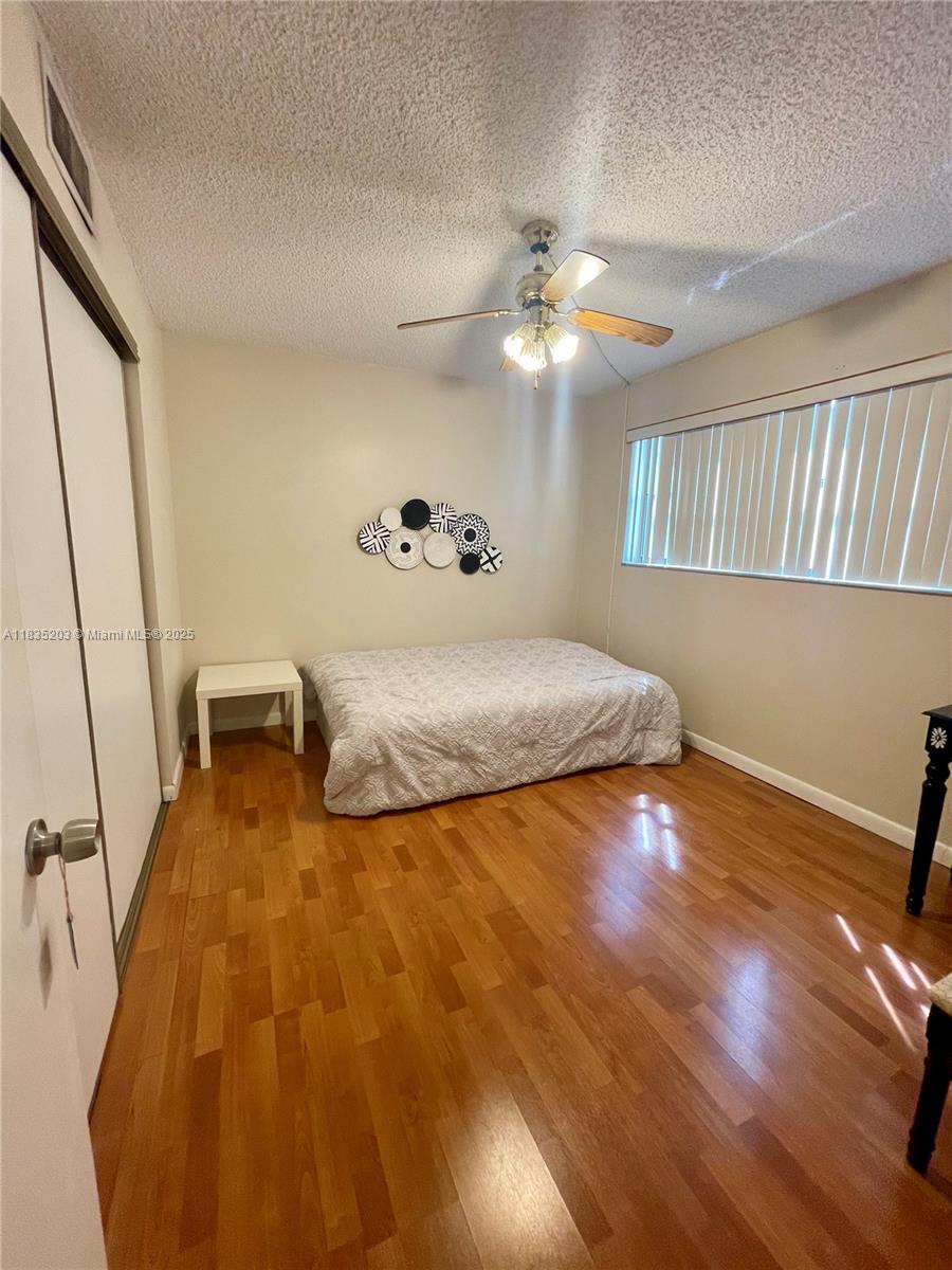 2312 S Cypress Bend Dr # 410