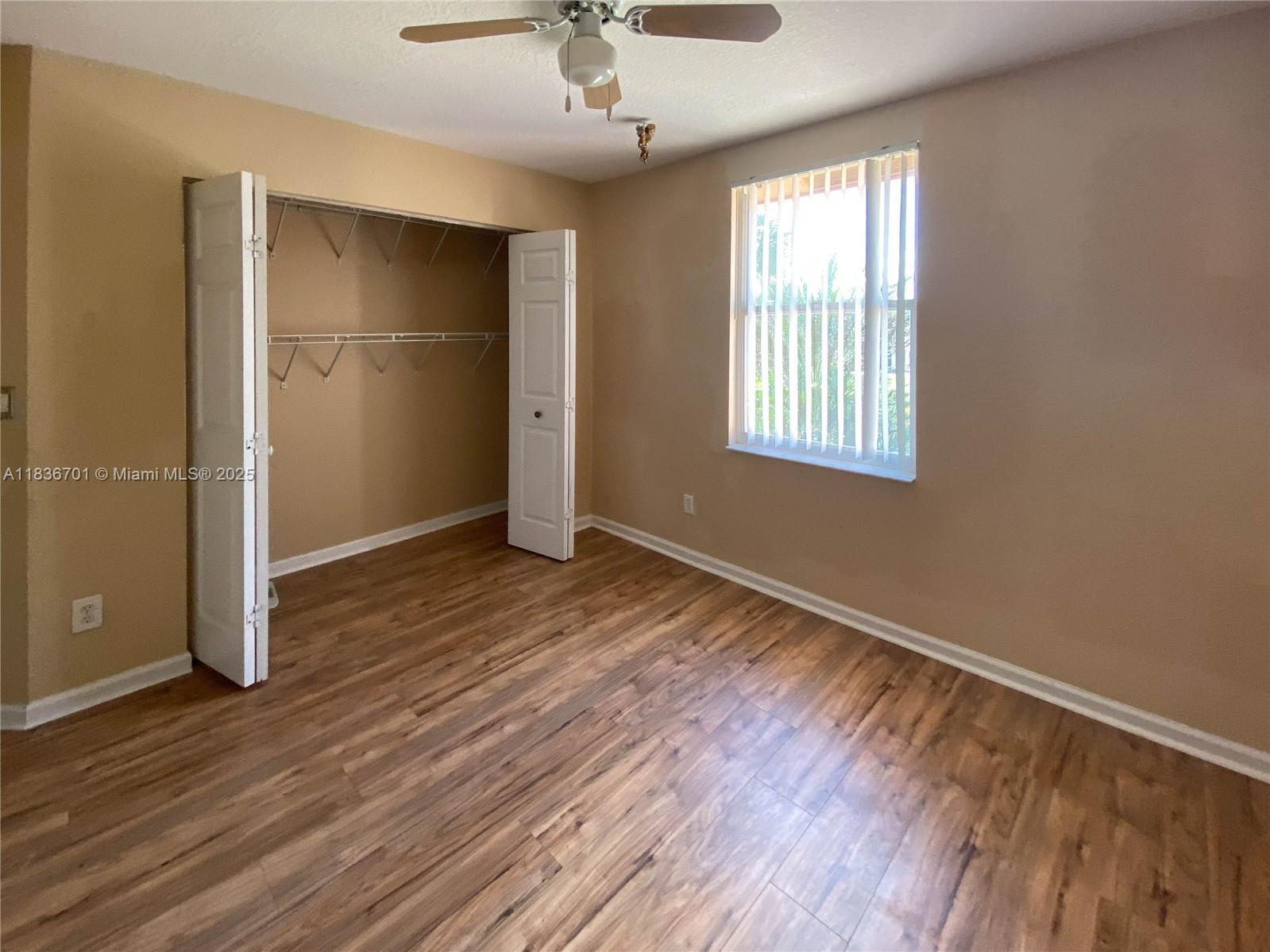 5660 NW 120th Ter