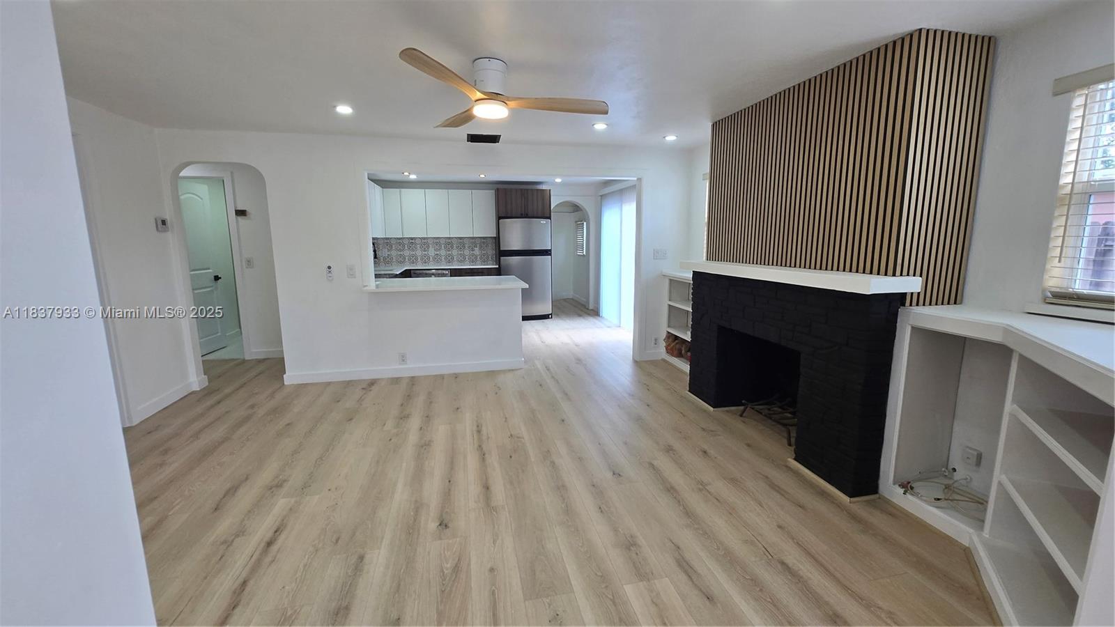 1448 NE 24th Ct