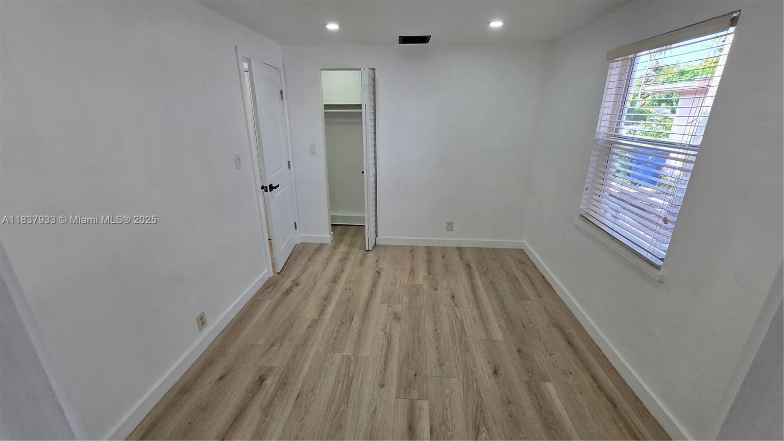 1448 NE 24th Ct