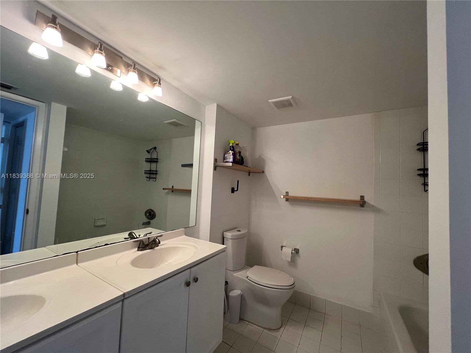 2640 S University Dr # 320