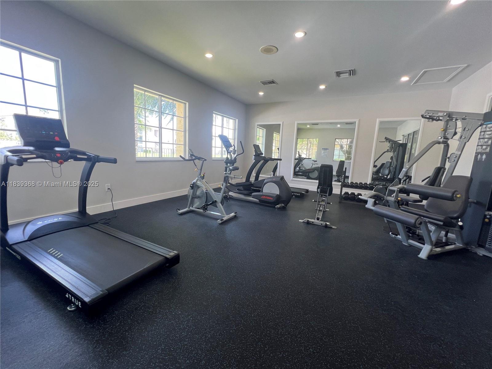 2640 S University Dr # 320