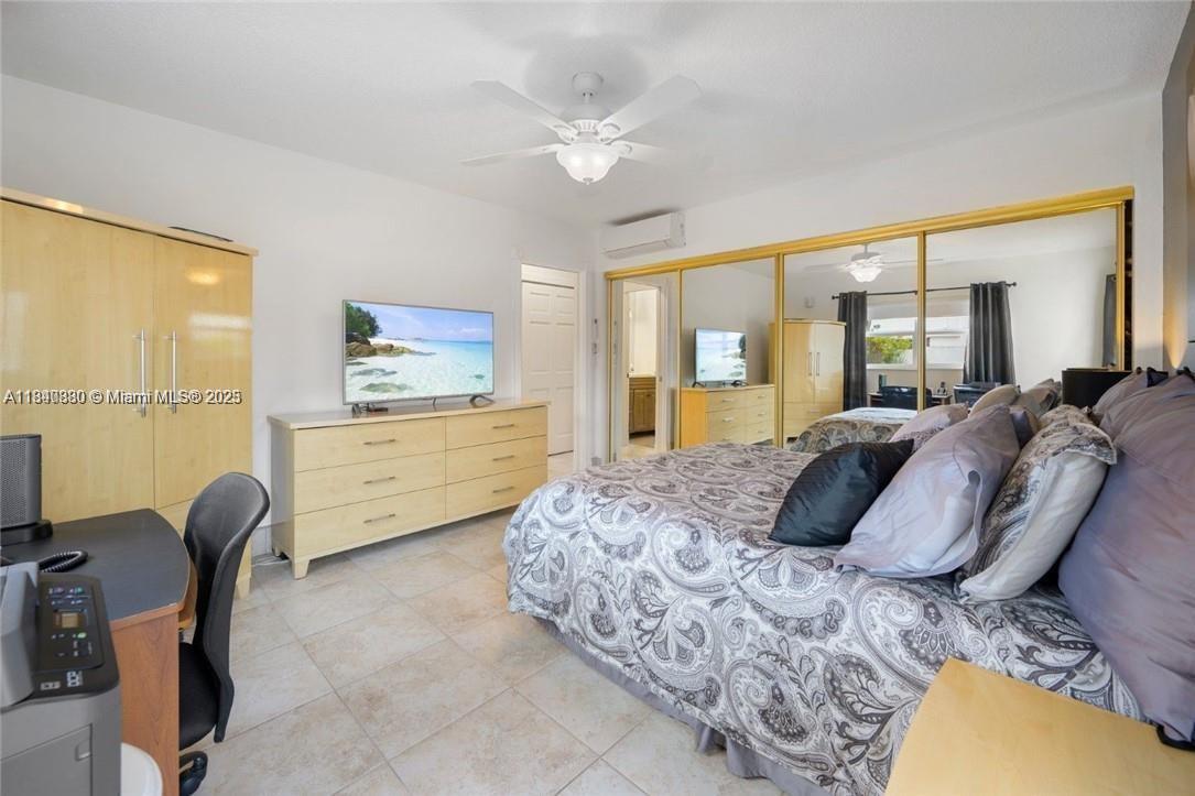 141 NE 10th Ave # 20A