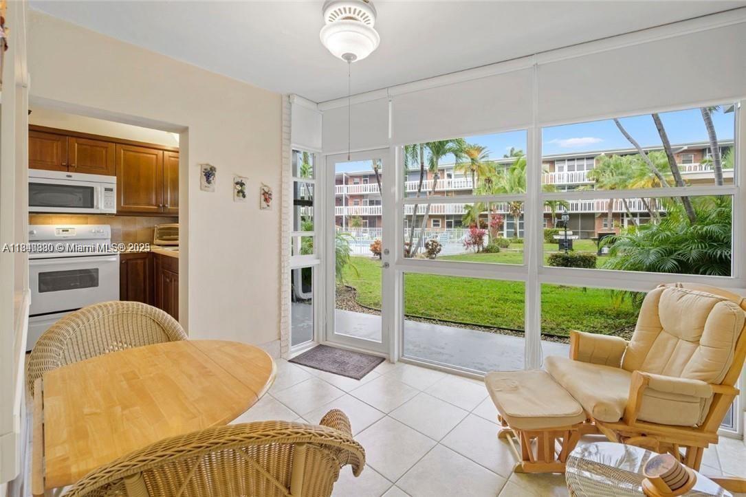 141 NE 10th Ave # 20A