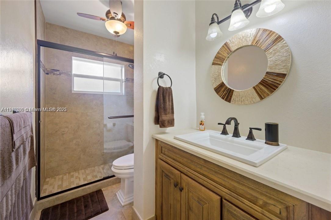 141 NE 10th Ave # 20A