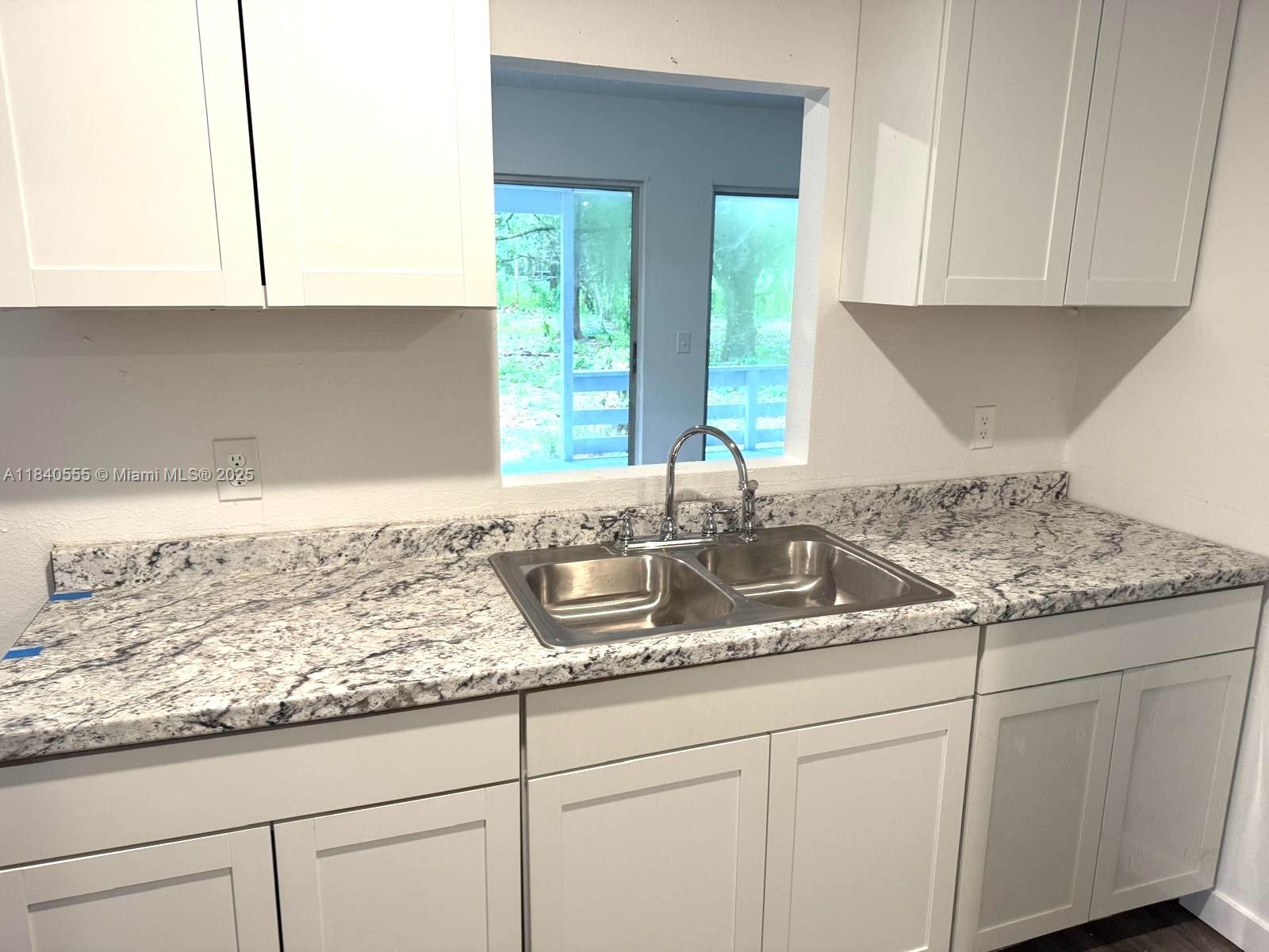 5251 Pioneer 15th st