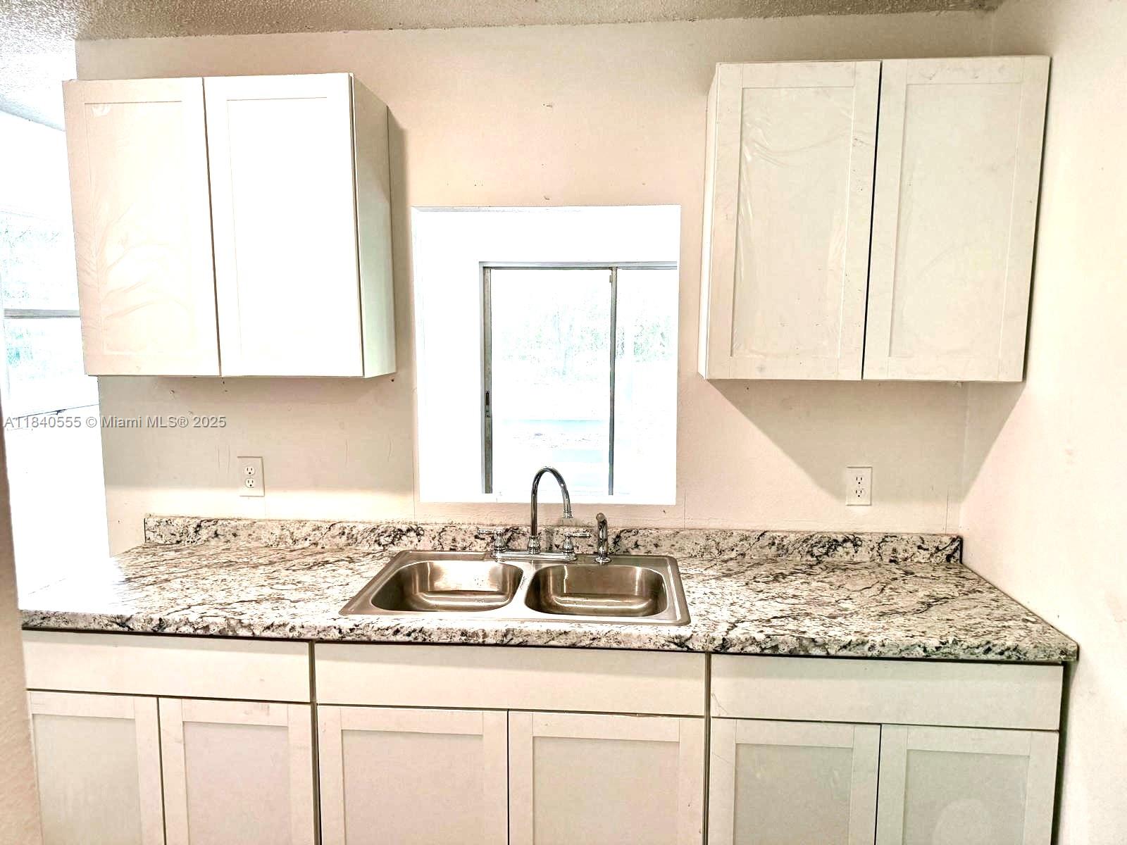 5251 Pioneer 15th st