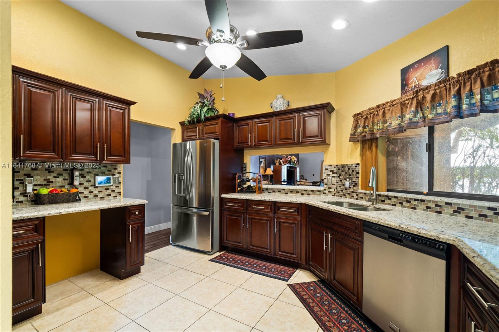 9535 NW 38th Pl