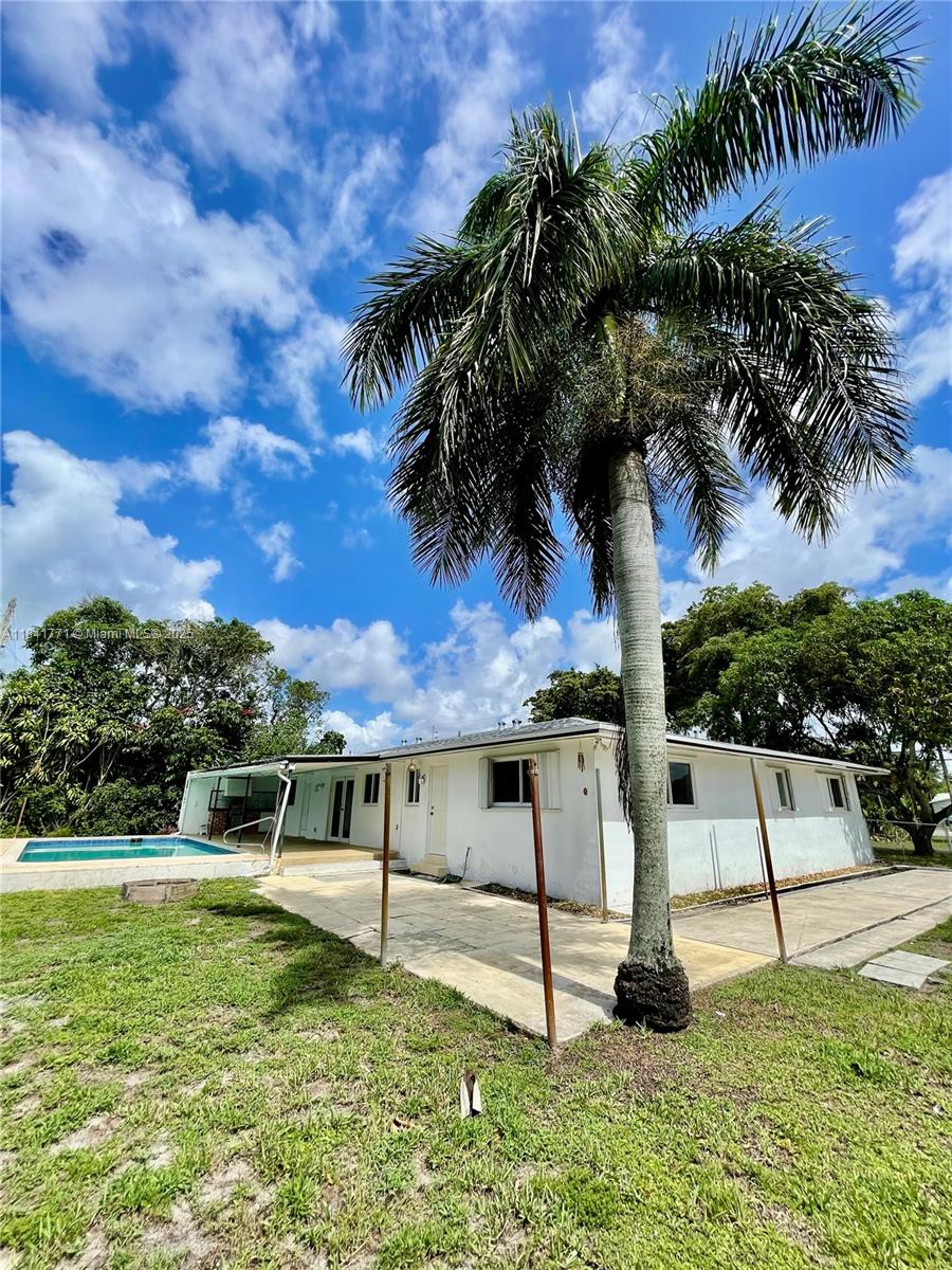 4430 W Broward Blvd