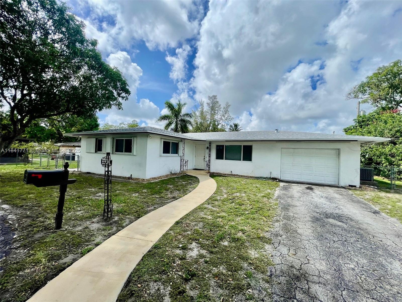 4430 W Broward Blvd