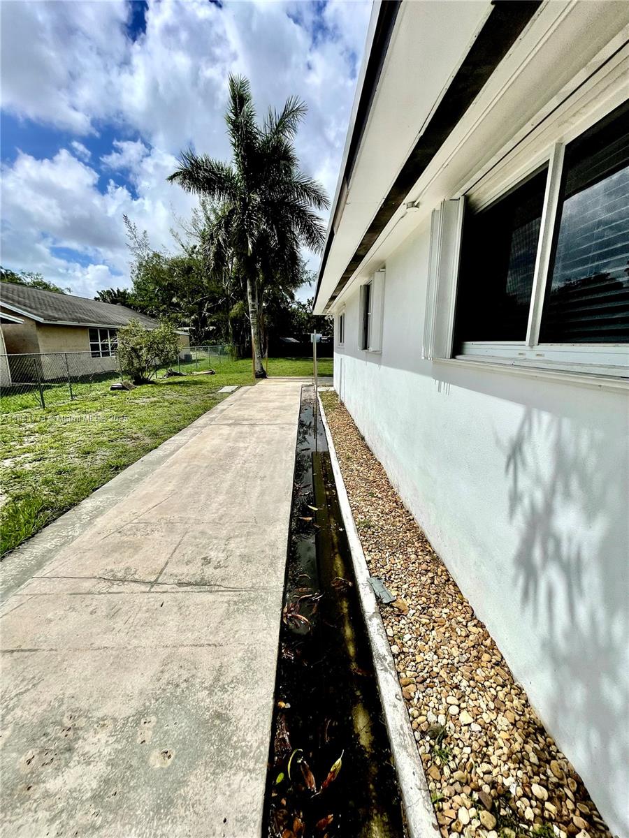 4430 W Broward Blvd