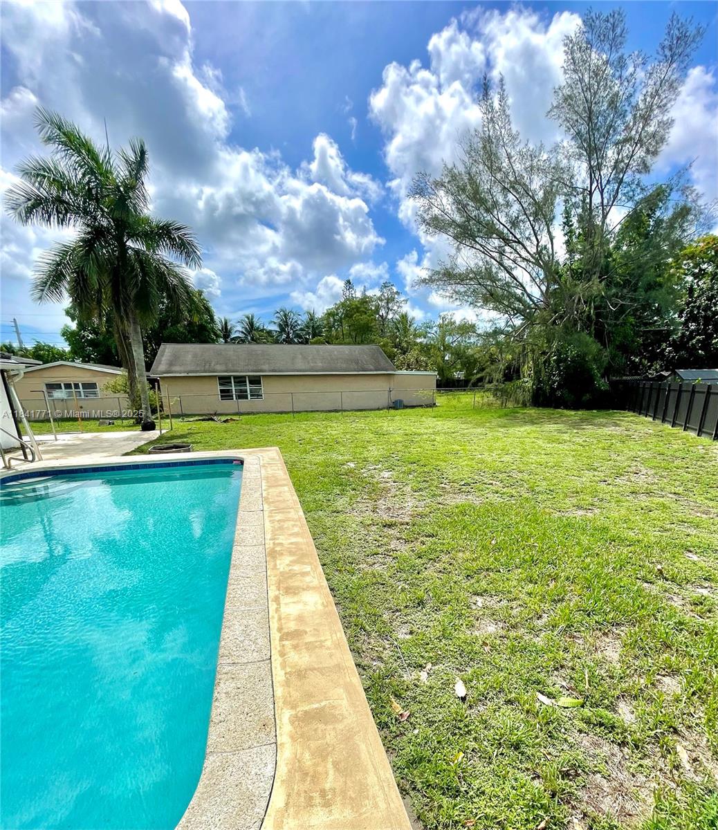 4430 W Broward Blvd