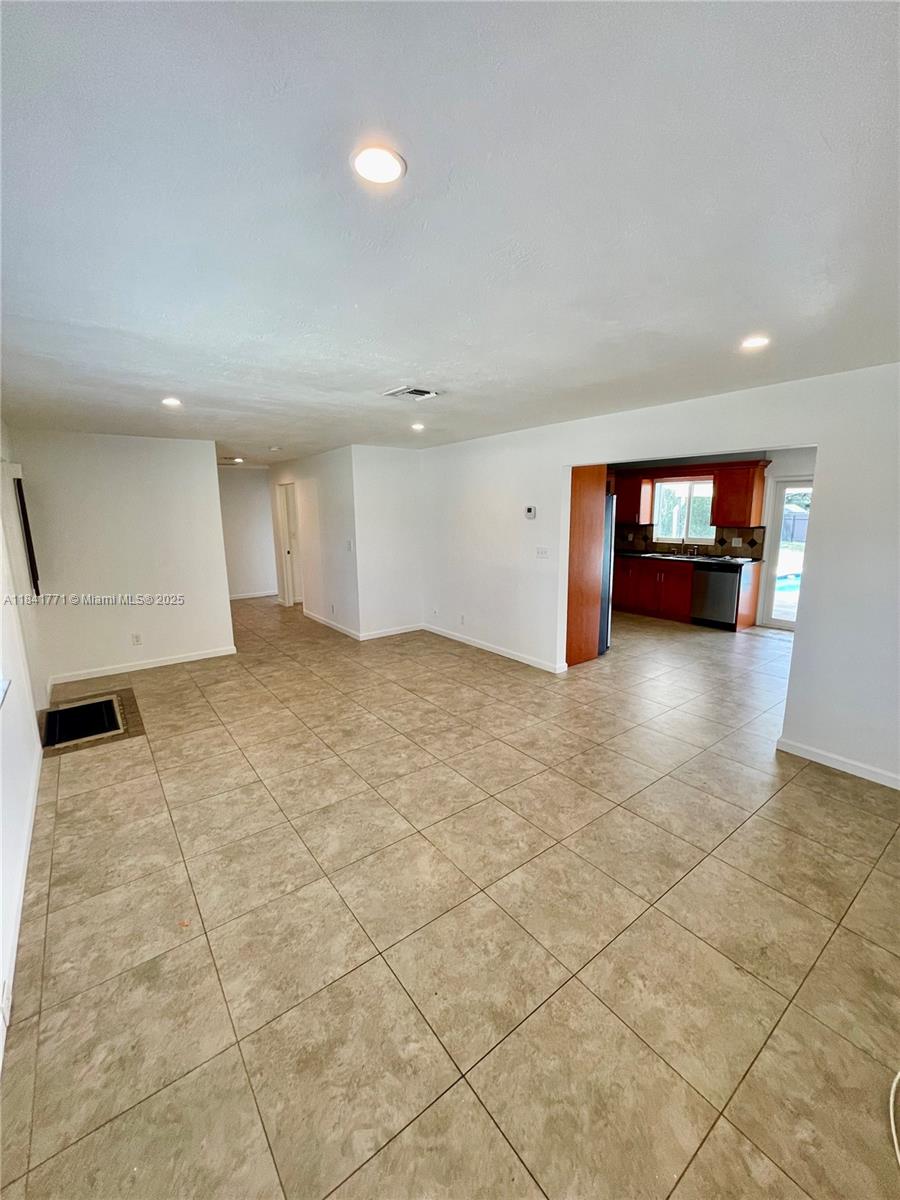 4430 W Broward Blvd