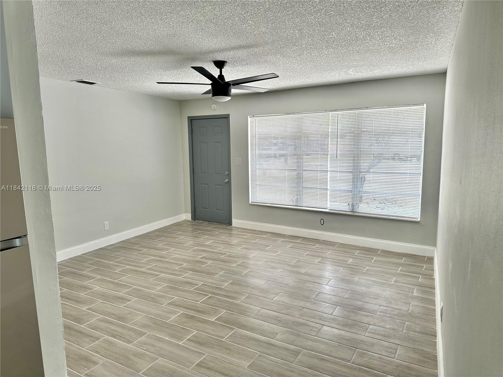2600 NE 8th Ave