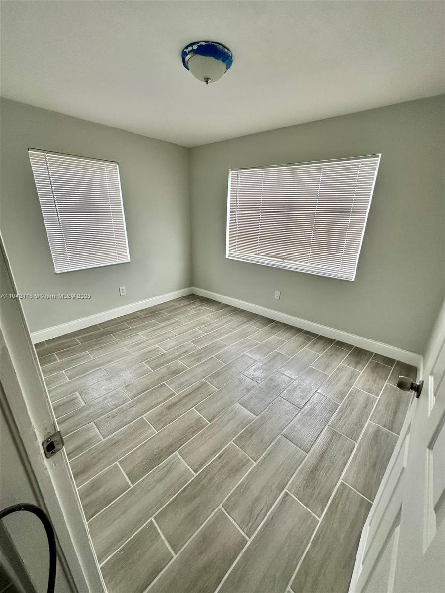 2600 NE 8th Ave