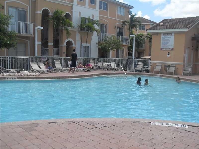 7130 NW 177th St # 8 Unit: 103-8