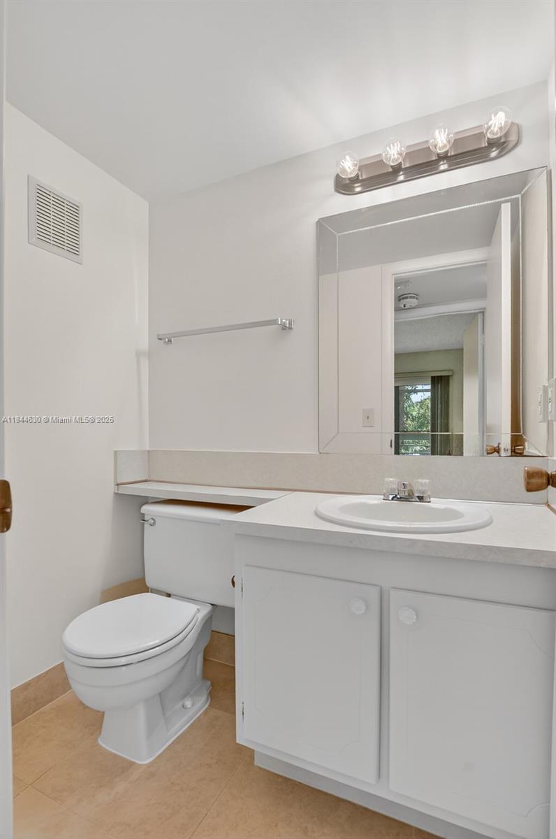 413 S Tilford S # 413